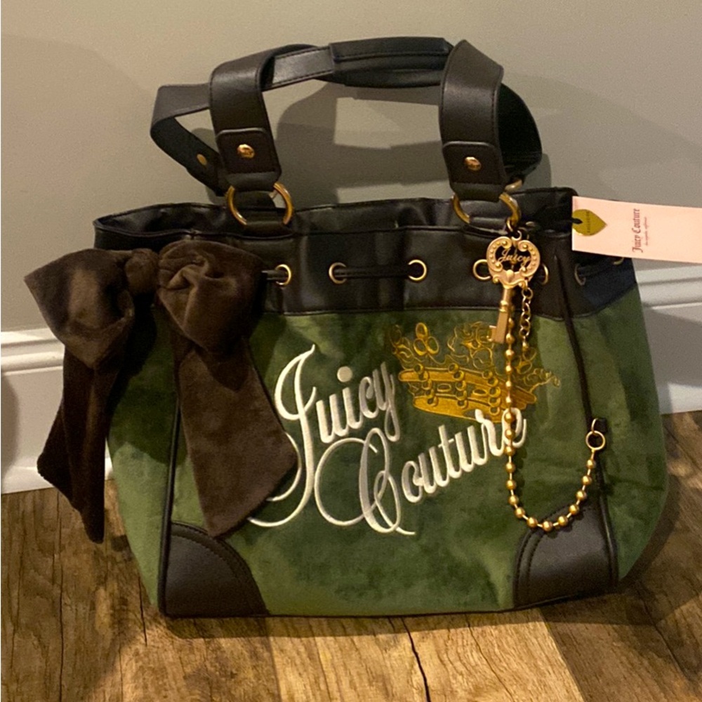 🧉🥂*Viral* *Brand New With Tags* Juicy Couture Purse🥂